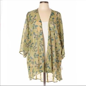 LuLaRoe Lindsay Kimono Green Floral Leaves NWT L